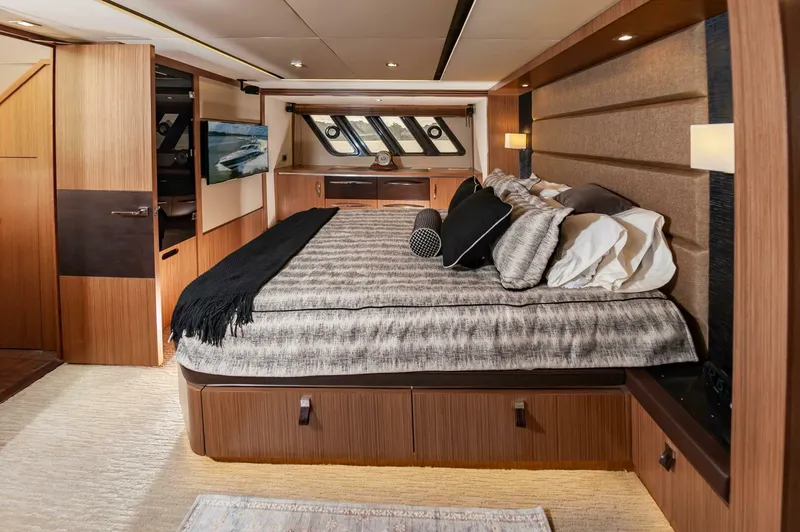 Slide: The Image of Luxurious bedroom interior of 2015 Sea Ray L659 Fly yacht with modern design. - 48