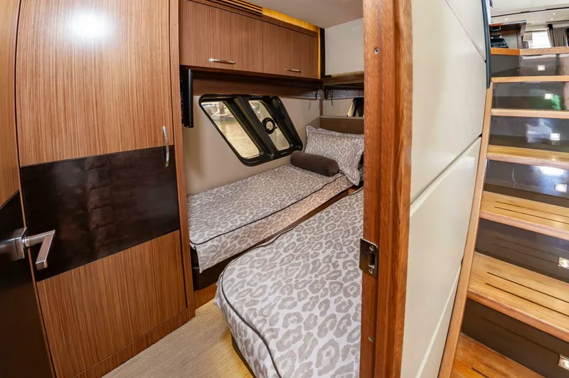 Slide: The Image of Sea Ray L650 Fly 2015 - 58