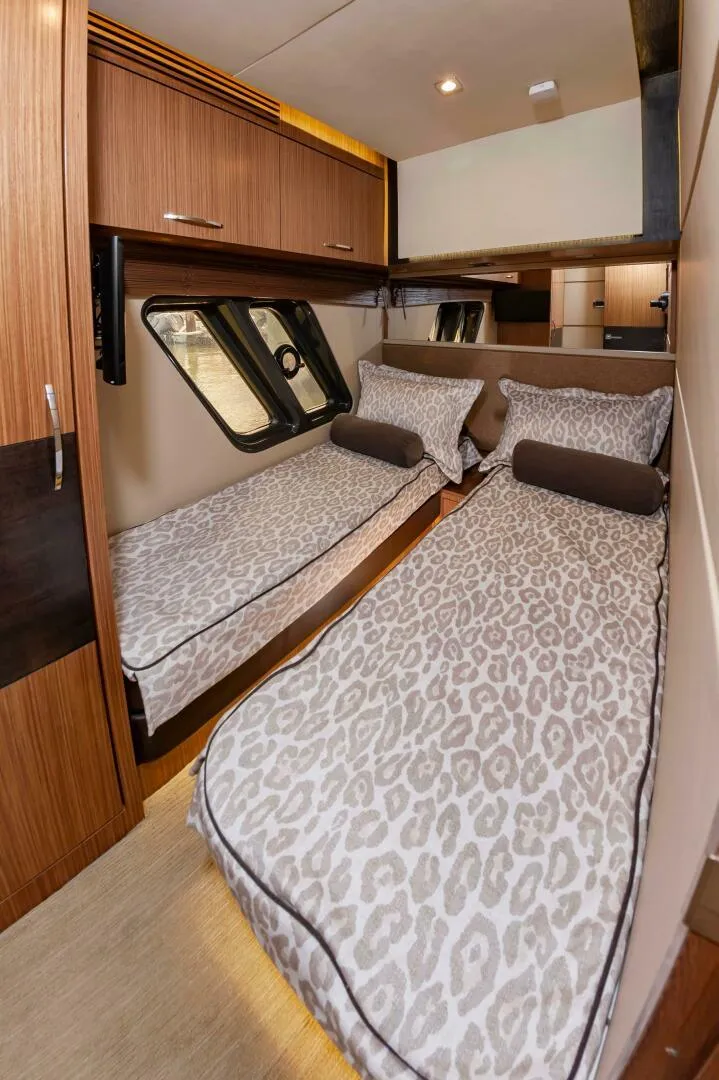 Slide: The Image of Sea Ray L650 Fly 2015 - 59