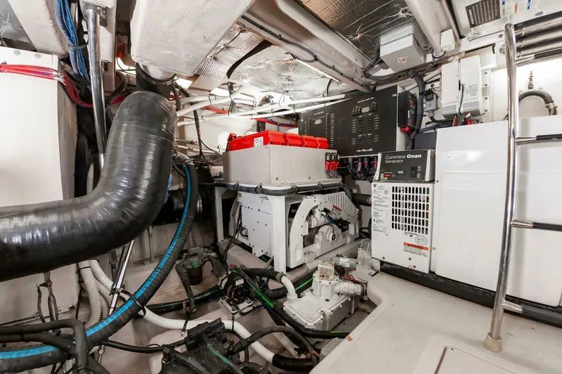 Slide: The Image of Sea Ray L650 Fly 2015 - 75