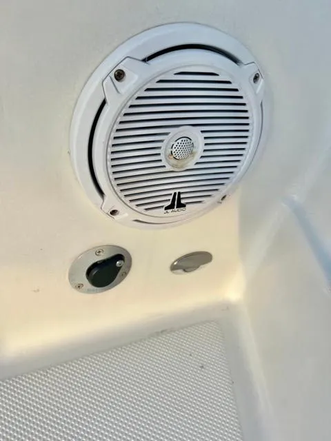 Slide: The Image of 2009 Meridian 391 Sedan boat speaker and control panel detail. - 49