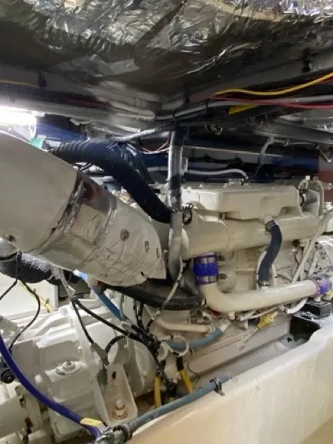 Slide: The Image of Meridian 391 Sedan 2009 - 55
