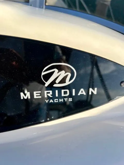 Slide: The Image of Meridian 391 Sedan 2009 - 68