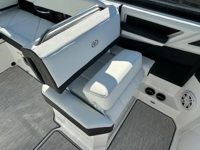 Slide: The Image of Cobalt R6 2025 - 15