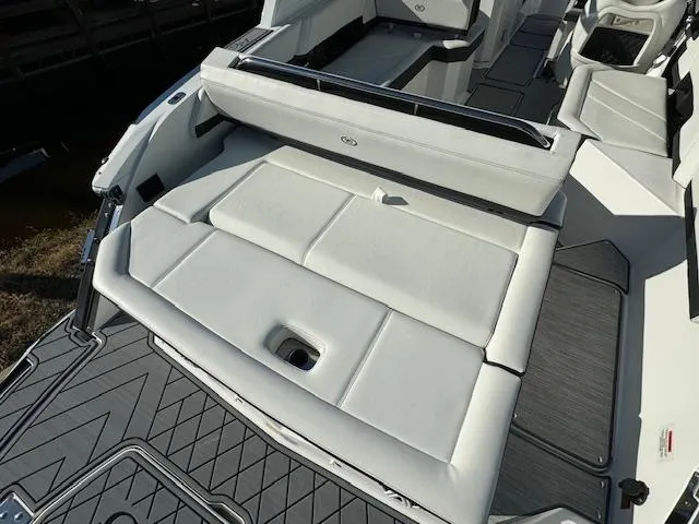 Slide: The Image of Cobalt R6 2025 - 24