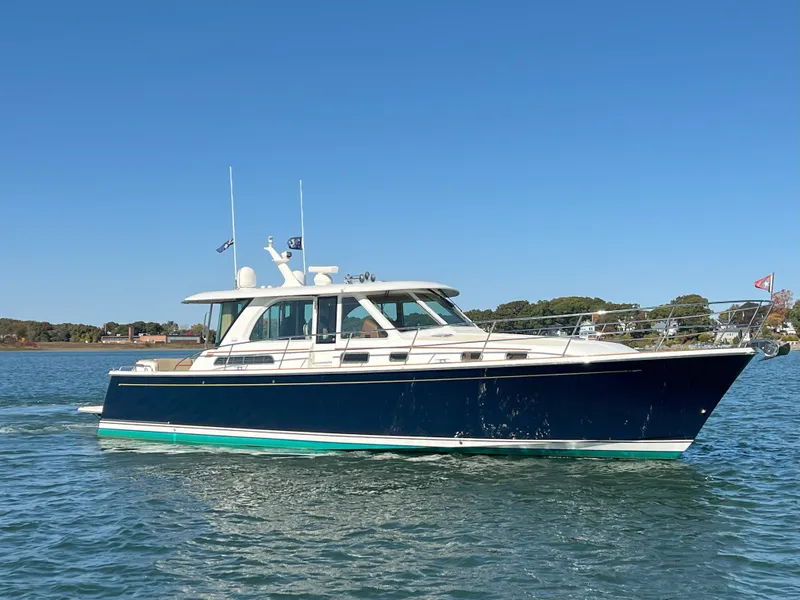 Slide: The Image of 2018 Sabre 45 Salon Express yacht cruising on a sunny day. - 39