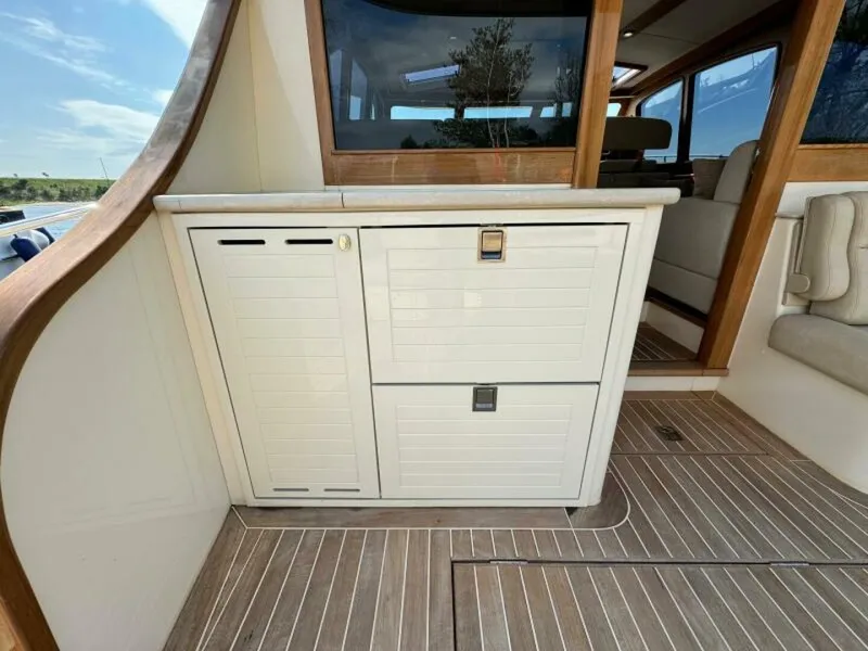 Slide: The Image of Palm Beach Motor Yachts PB55 2018 - 17