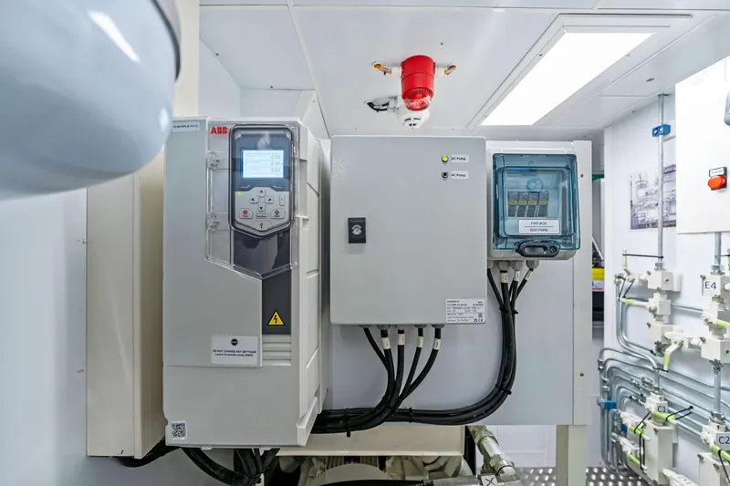 Slide: The Image of Custom Navetta 33 2024 - 113