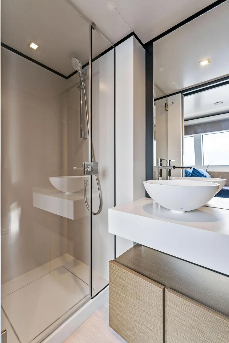 Slide: The Image of Custom Navetta 33 2024 - 99