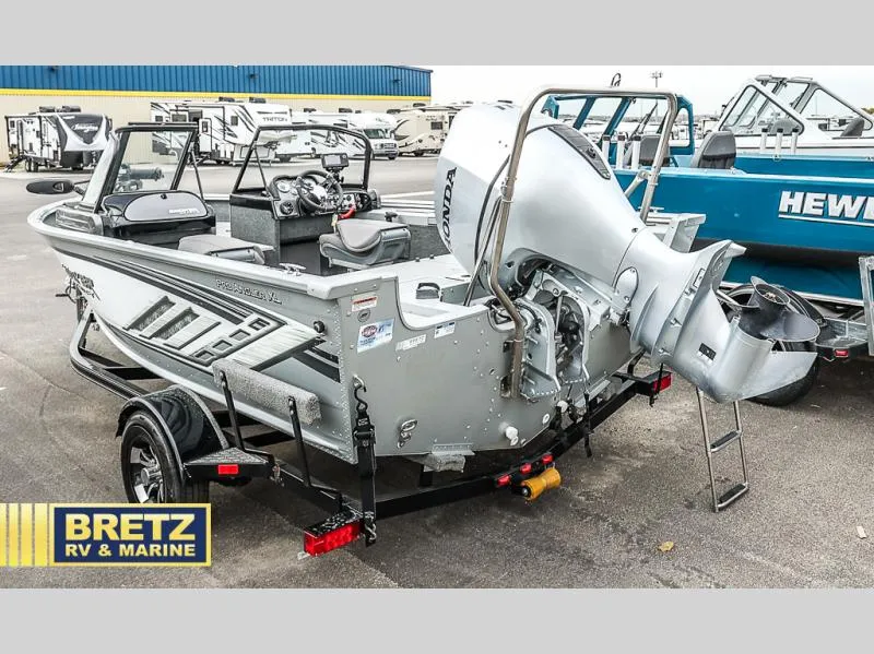 Slide: The Image of 2020 Pro Angler XL 172 boat with Honda motor at Bretz RV & Marine dealership. - 7