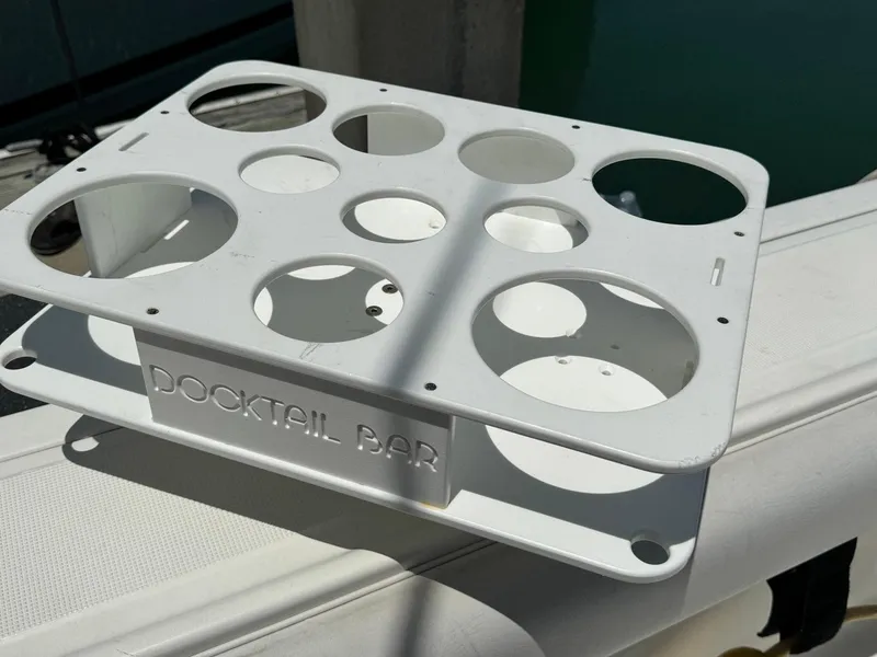 Slide: The Image of Docktail Bar drink holder on Tiara Yachts 3100 Open, 2000 model. - 48
