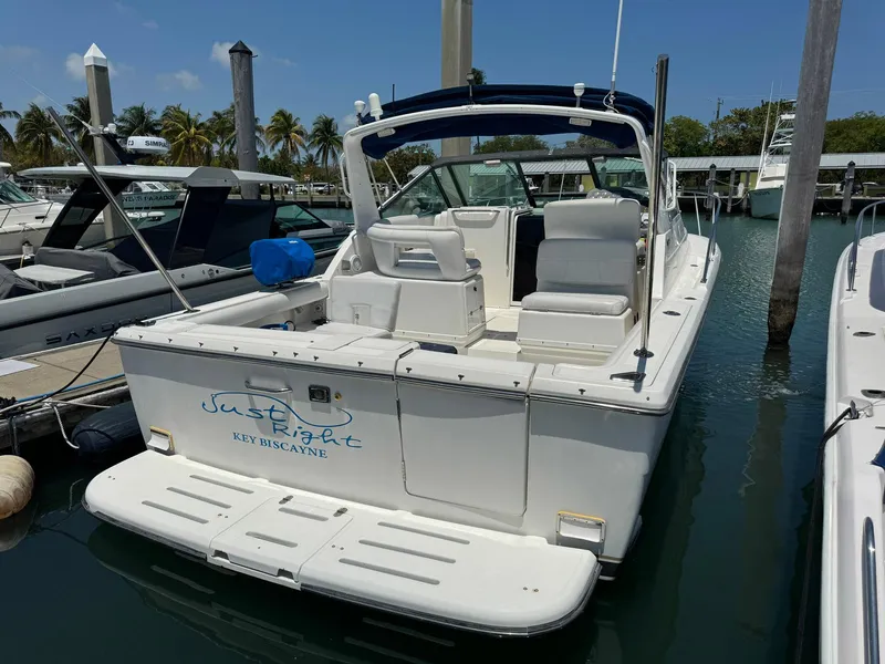 Slide: The Image of Tiara 3100 Open 2000 - 53
