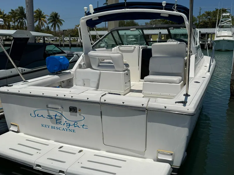 Slide: The Image of Tiara 3100 Open 2000 - 54