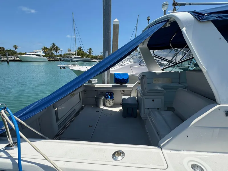 Slide: The Image of Tiara 3100 Open 2000 - 55