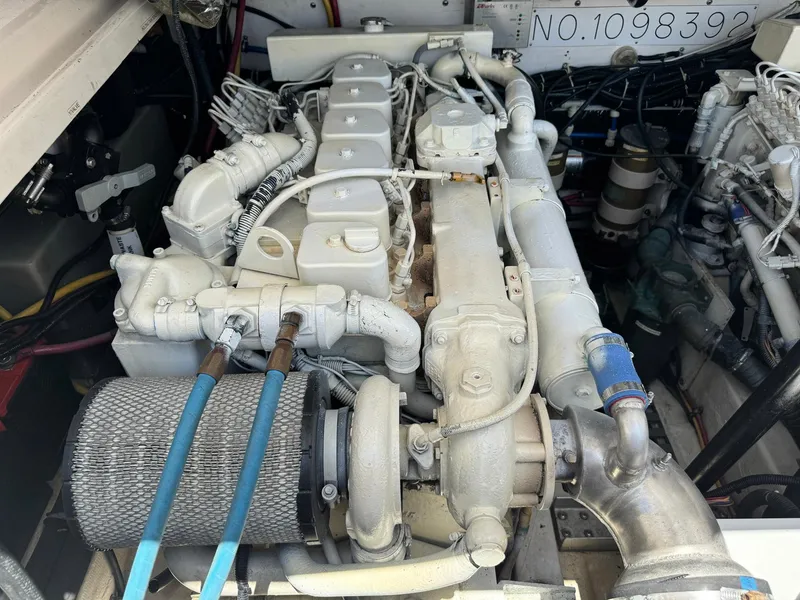 Slide: The Image of Tiara 3100 Open 2000 - 56