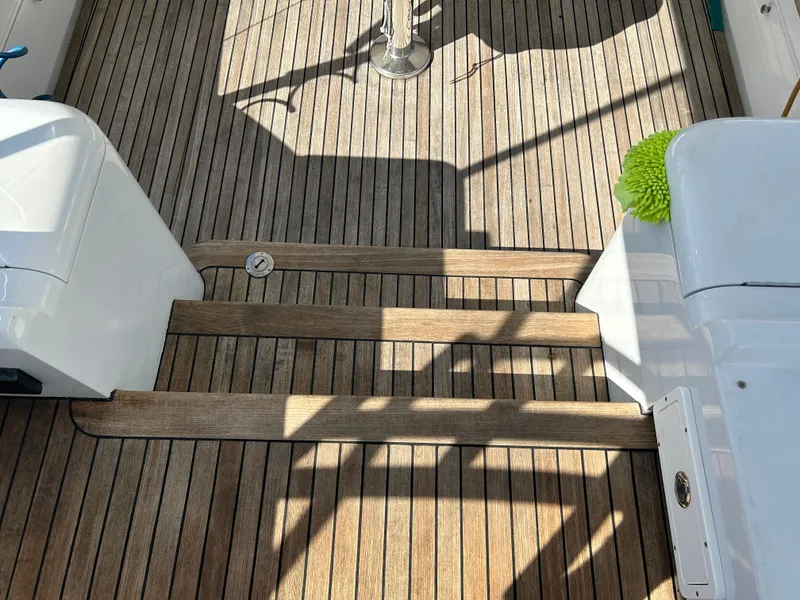 Slide: The Image of Miller Marine 36 Express 2006 - 52