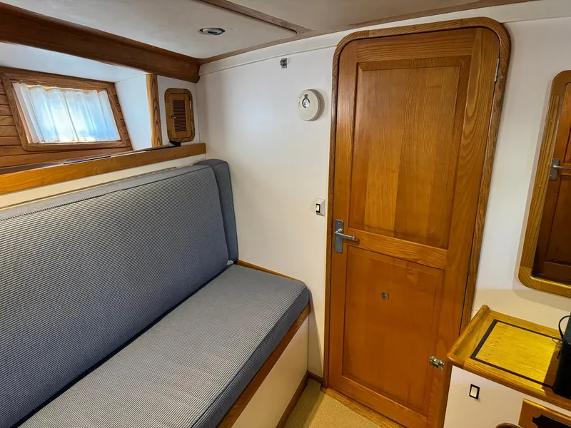 Slide: The Image of Seaton Ross 56 Trawler 1989 - 113