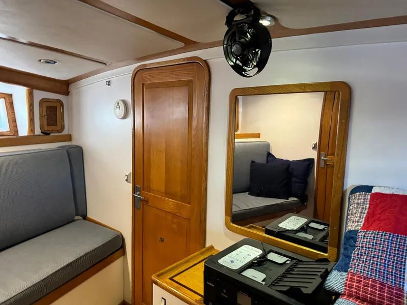 Slide: The Image of Seaton Ross 56 Trawler 1989 - 115