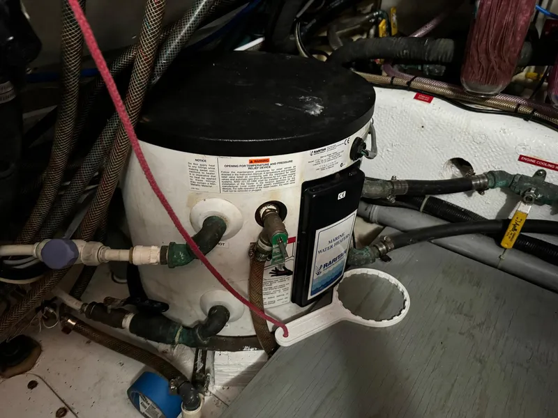 Slide: The Image of Seaton Ross 56 Trawler 1989 - 124