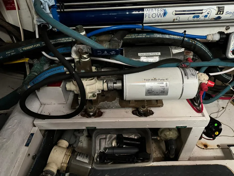 Slide: The Image of Seaton Ross 56 Trawler 1989 - 125