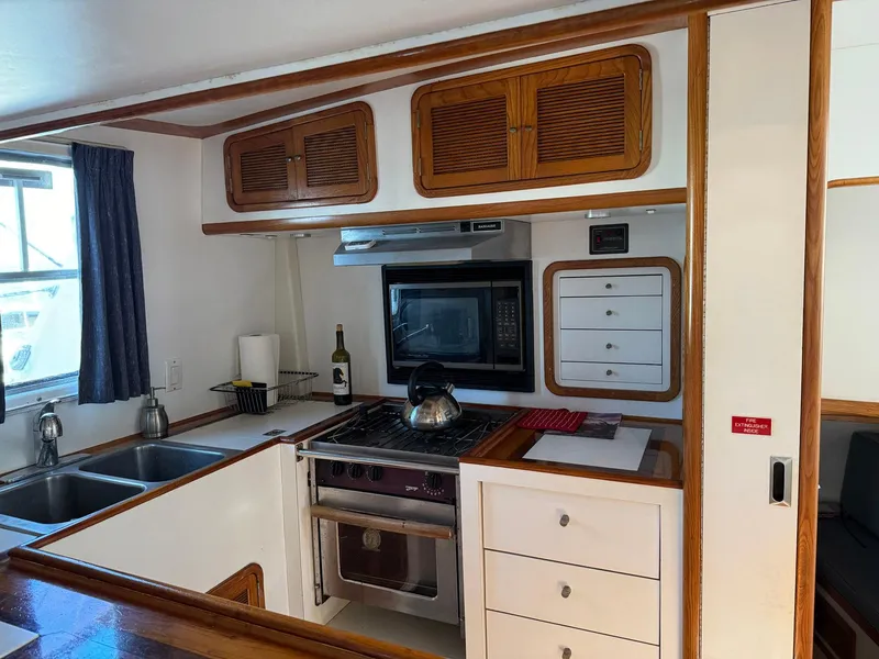 Slide: The Image of Seaton Ross 56 Trawler 1989 - 70