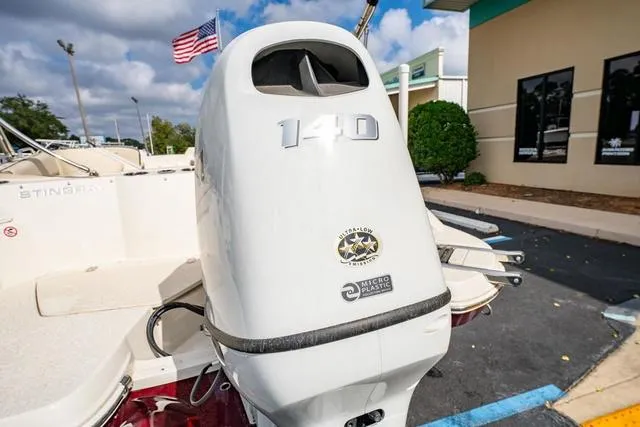 Slide: The Image of Stingray 192 SC 2024 - 10