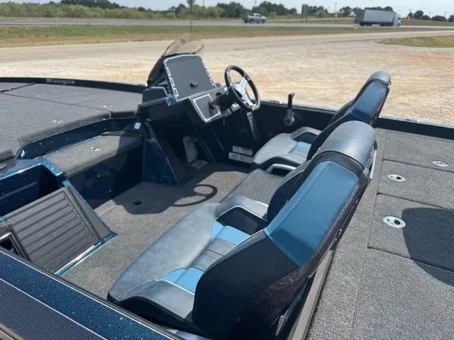 Slide: The Image of Ranger Z521 2025 - 5