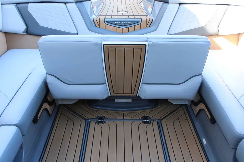 Slide: The Image of Nautique G23 2021 - 16