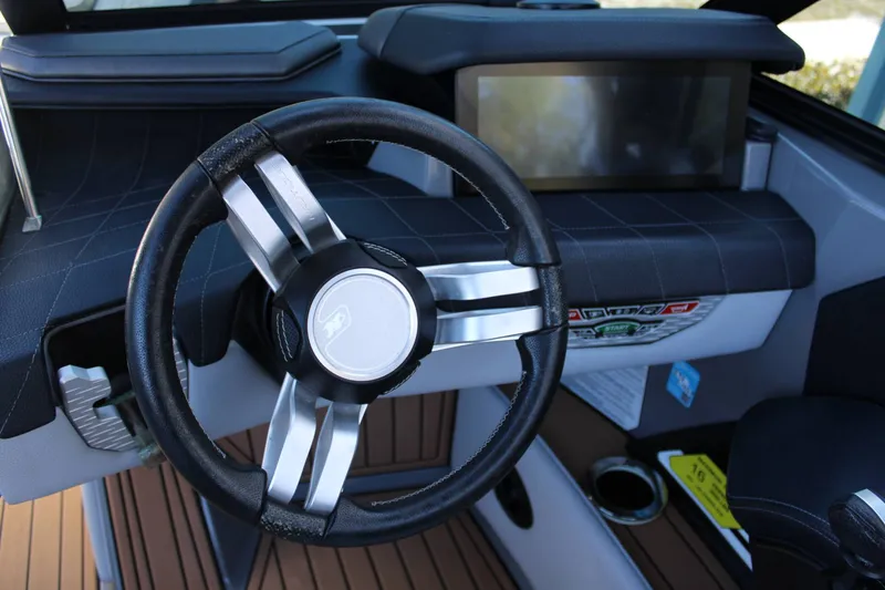 Slide: The Image of Nautique G23 2021 - 7