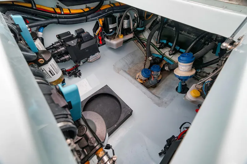 Slide: The Image of Front Runner 36 Center Console 2024 - 54