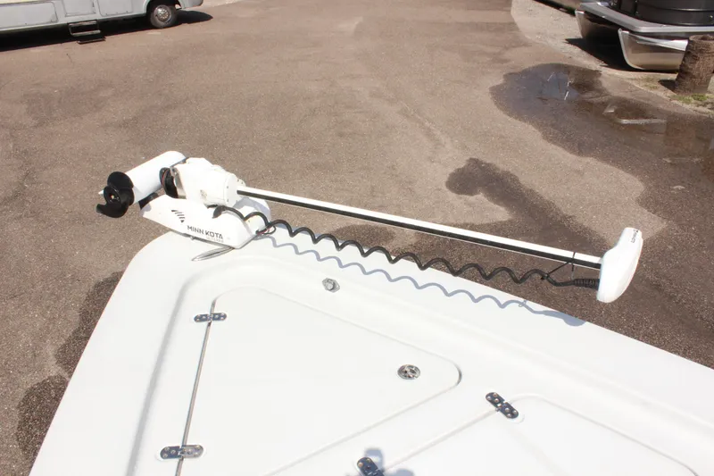 Slide: The Image of 2017 Tiburon ZX-25 boat with Minn Kota trolling motor on deck. - 32