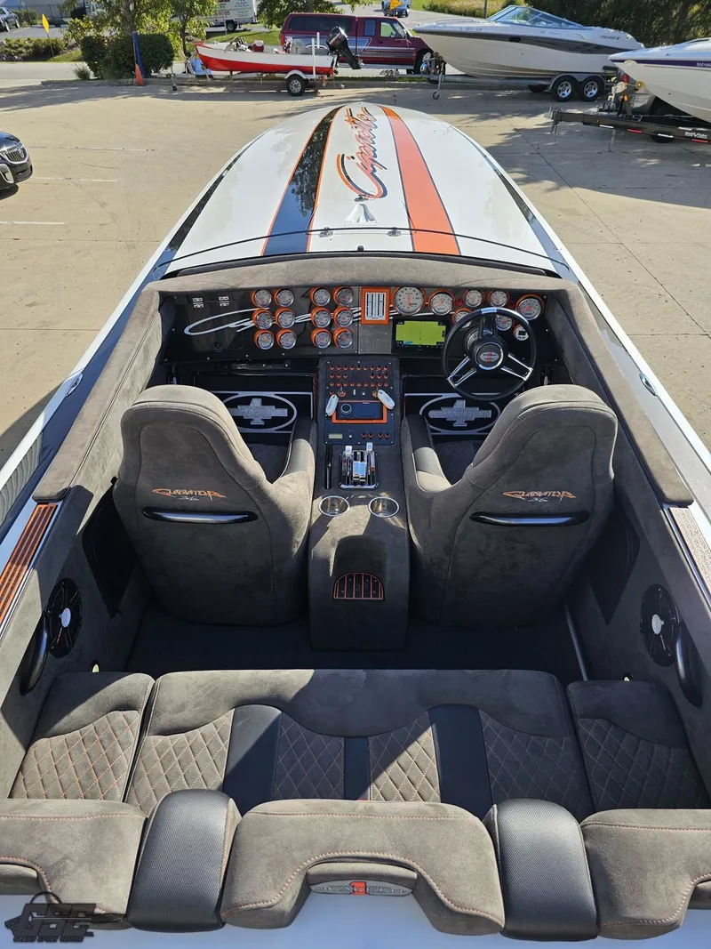 Slide: The Image of Cigarette 36 Gladiator 2003 - 50