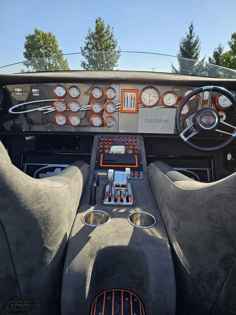 Slide: The Image of Cigarette 36 Gladiator 2003 - 61