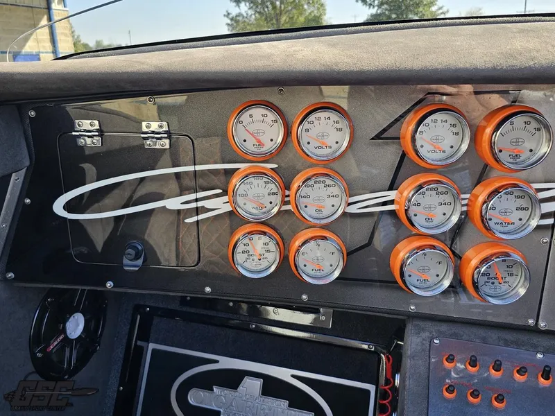 Slide: The Image of Cigarette 36 Gladiator 2003 - 65