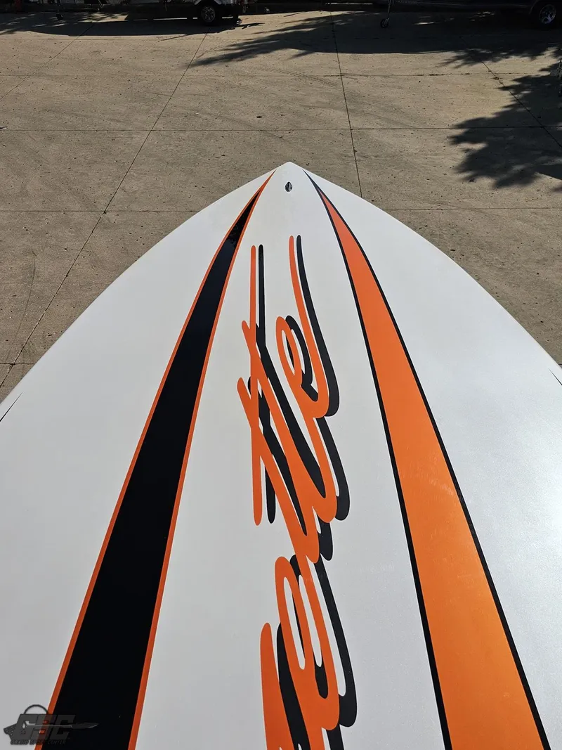 Slide: The Image of Cigarette 36 Gladiator 2003 - 78