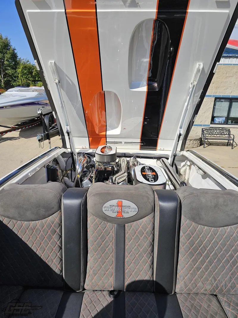 Slide: The Image of Cigarette 36 Gladiator 2003 - 91