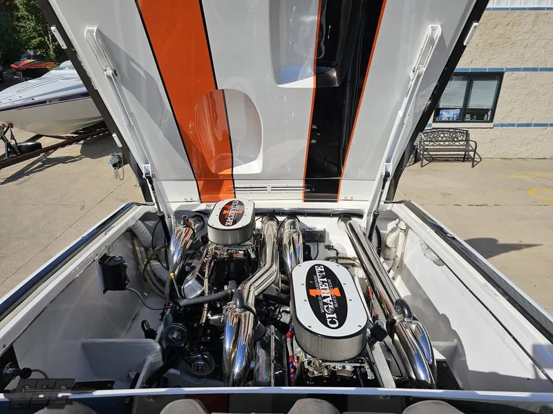 Slide: The Image of Cigarette 36 Gladiator 2003 - 92