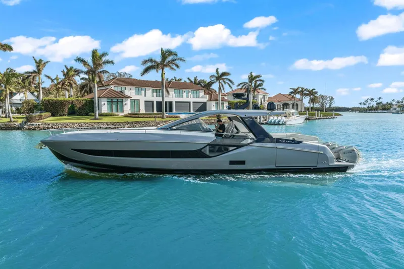 Slide: The Image of Azimut Verve 2023 - 0