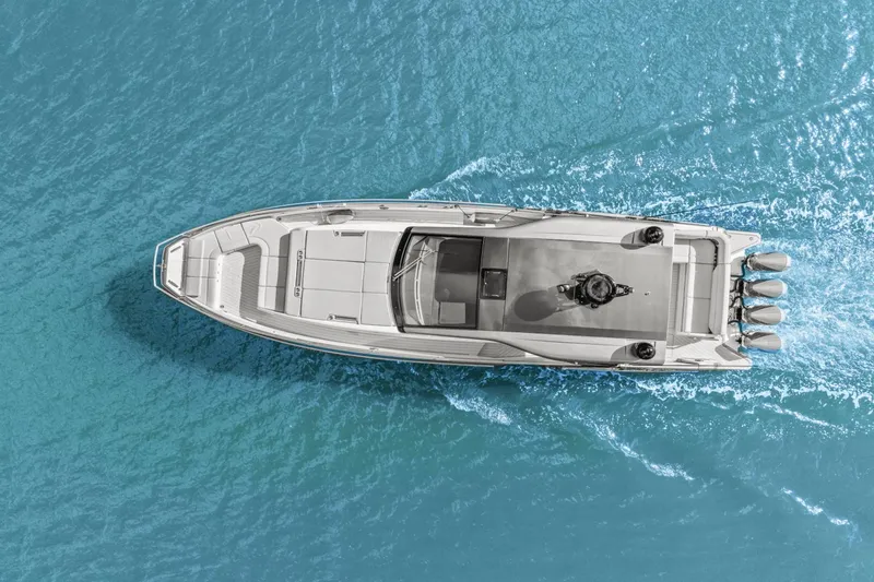Slide: The Image of Azimut Verve 2023 - 12
