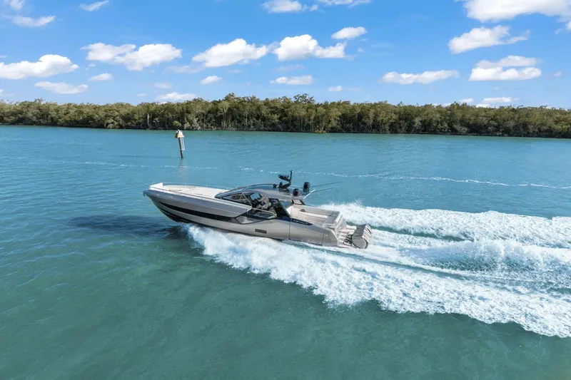 Slide: The Image of Azimut Verve 2023 - 15
