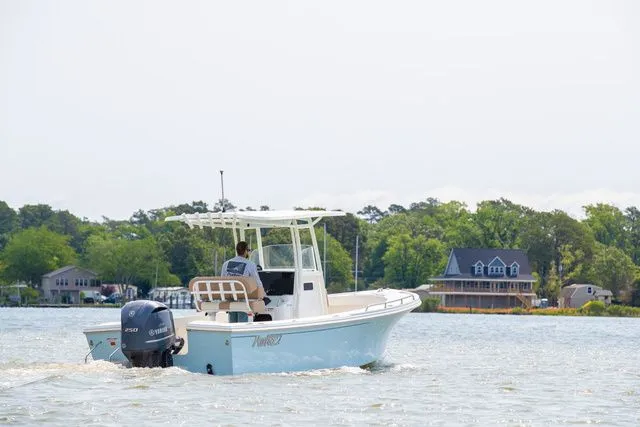 Slide: The Image of Parker Marine 2300 Special Edition 2026 - 16