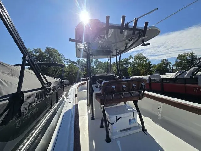 Slide: The Image of Parker Marine 2300 Special Edition 2026 - 7