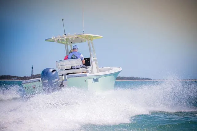 Slide: The Image of Parker Marine 2300 Special Edition 2025 - 11