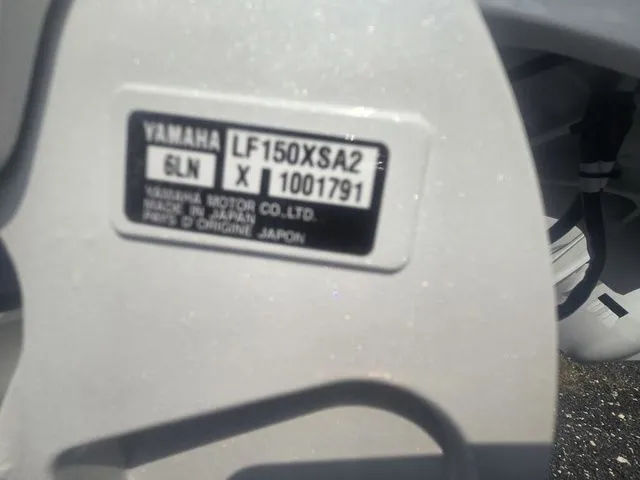 Slide: The Image of Sea Hunt Ultra 265 SE 2026 - 3