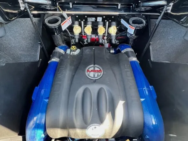 Slide: The Image of MasterCraft X24 2021 - 22