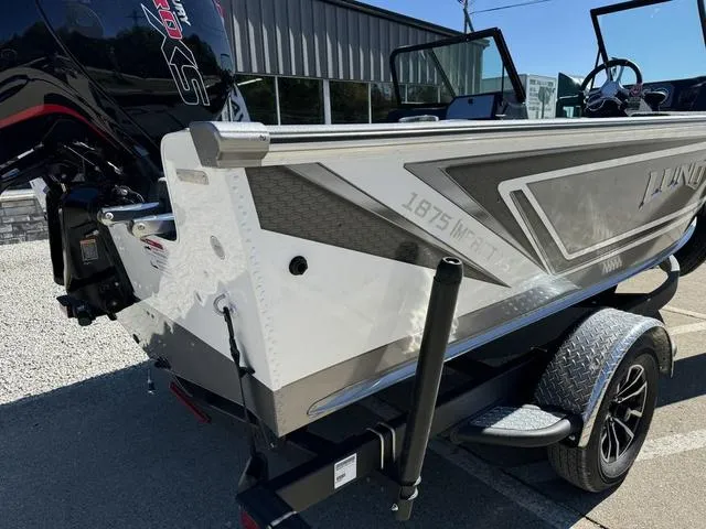 Slide: The Image of Lund 1875 Impact XS Sport 2025 - 4