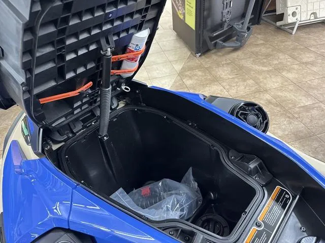 Slide: The Image of Sea-Doo Wake 2025 - 11