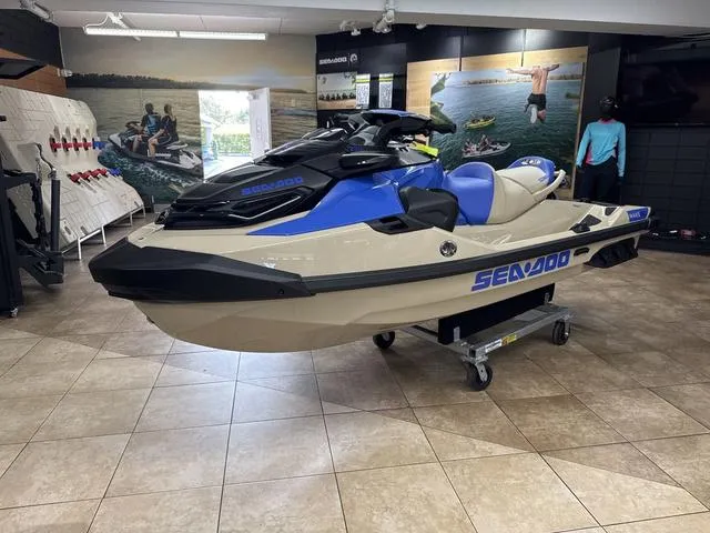 Slide: The Image of Sea-Doo Wake 2025 - 2