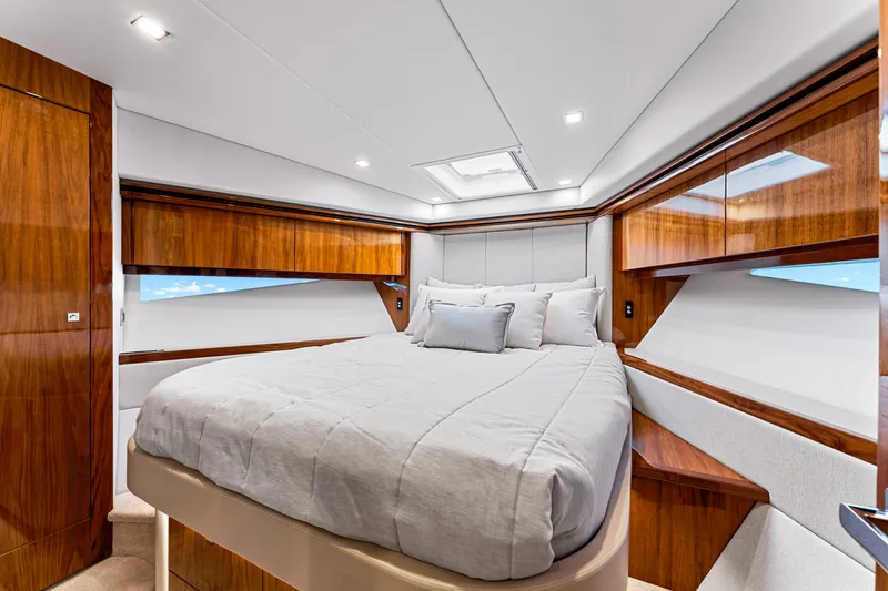 Slide: The Image of Riviera 5400 Sport Yacht 2025 - 80