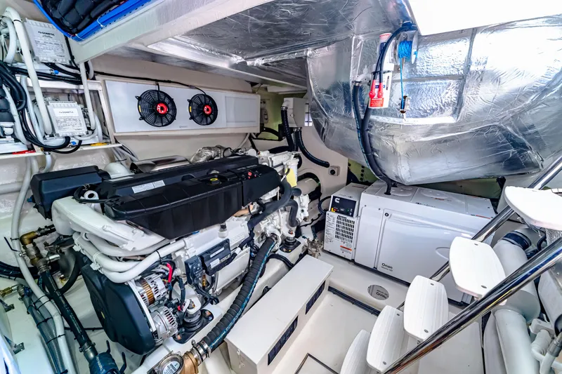 Slide: The Image of Riviera 5400 Sport Yacht 2025 - 91